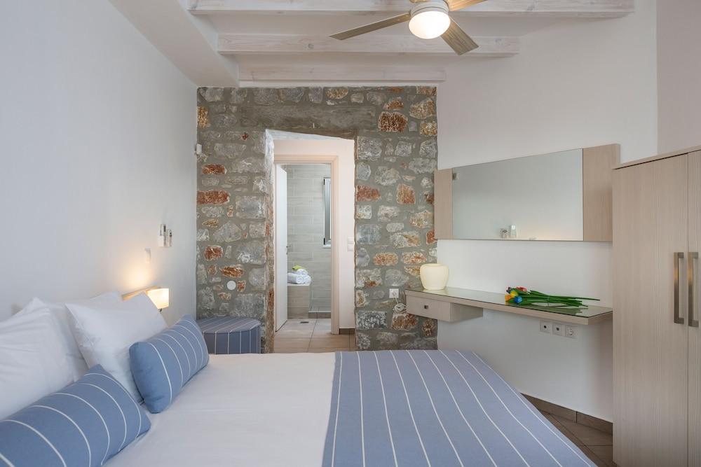 Cedar Bay Beachside Villas 帕琉乔拉 外观 照片