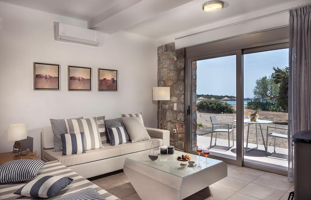 Cedar Bay Beachside Villas 帕琉乔拉 外观 照片