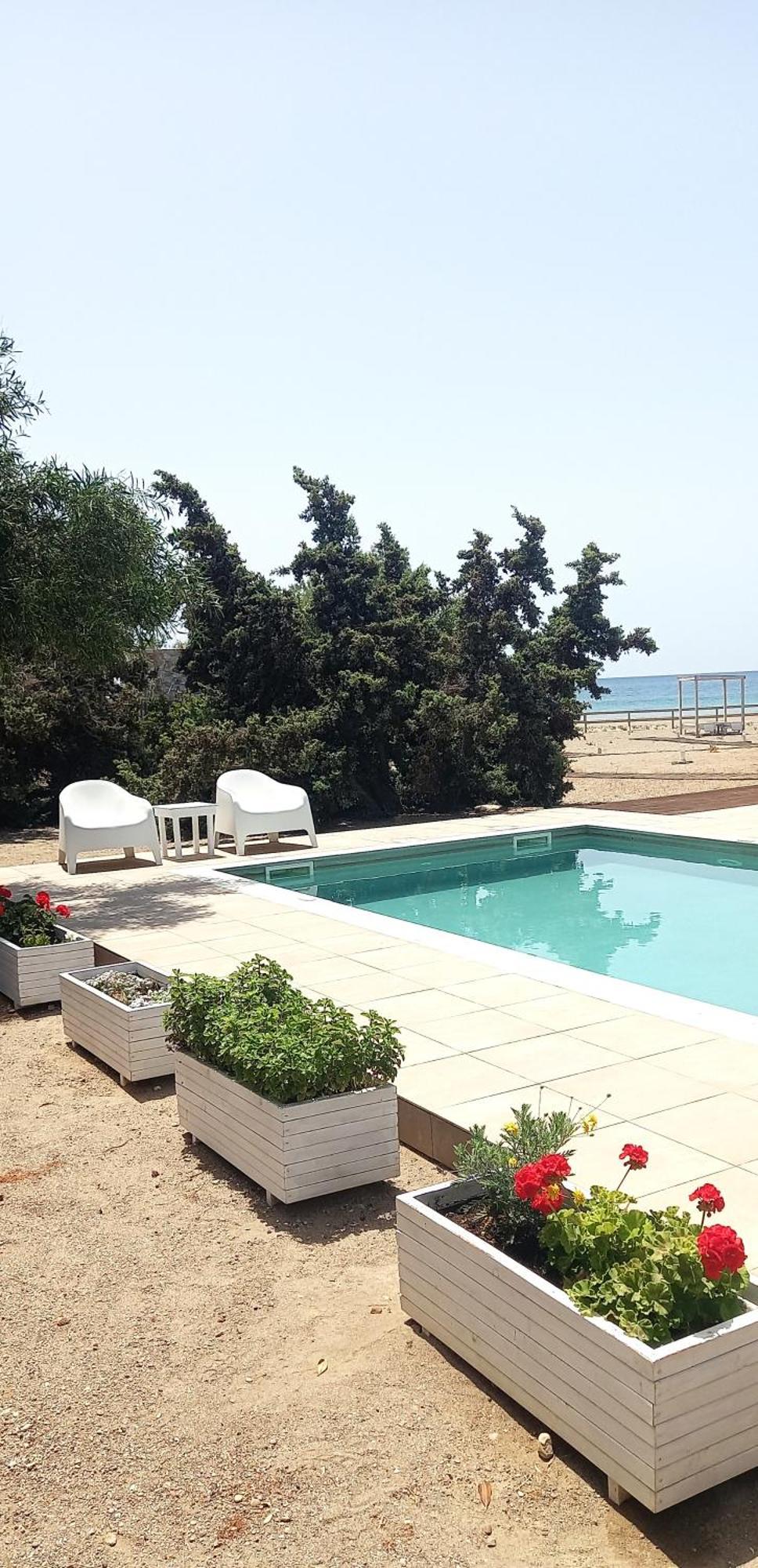 Cedar Bay Beachside Villas 帕琉乔拉 外观 照片
