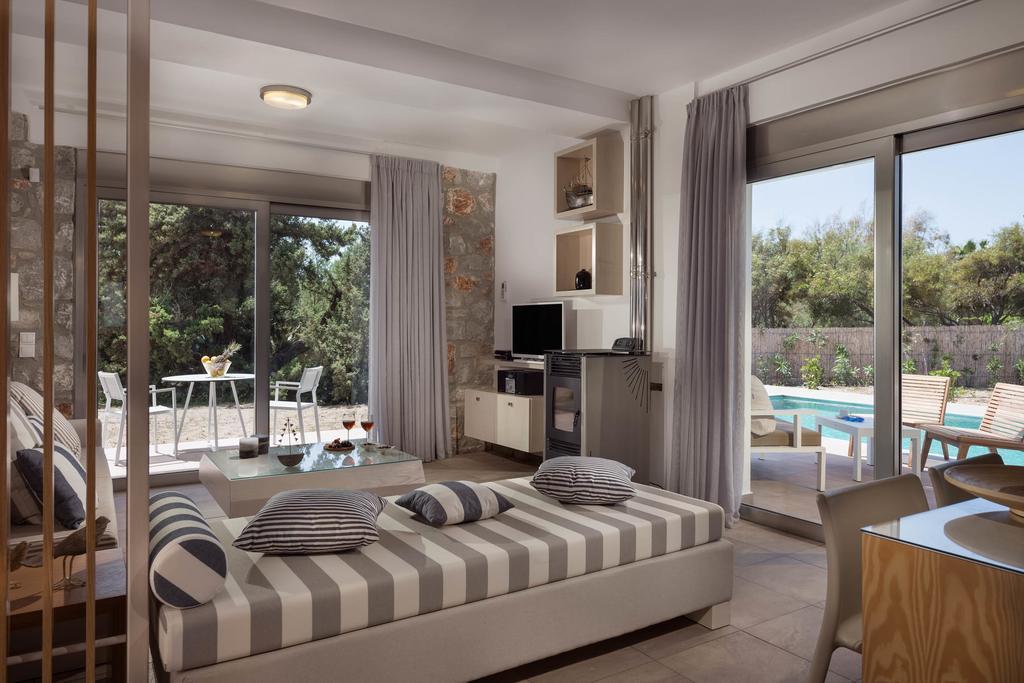 Cedar Bay Beachside Villas 帕琉乔拉 外观 照片