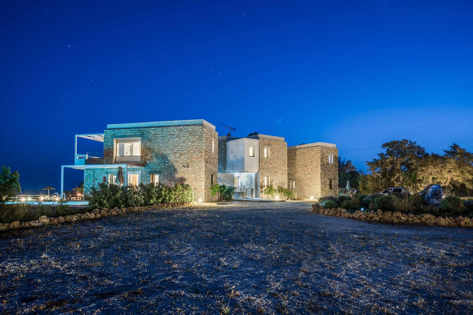 Cedar Bay Beachside Villas 帕琉乔拉 外观 照片